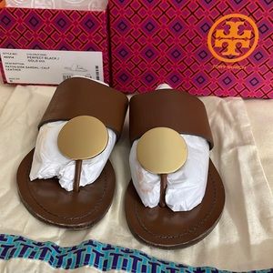 Tory Burch disc sandal Leather color w dustbag and box